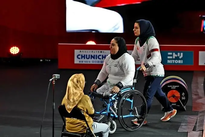 نقره ناب دختر پاراوزنهبردار ایران در ناگویا