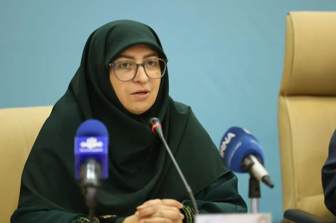 انصاری: اجرایی نشدن آییننامه کاهش مصرف کیسههای پلاستیکی پس از ۴ سال پذیرفتنی نیست