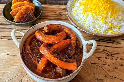  آموزش آشپزی / طرز تهیه خورش کدو حلوایی با مرغ و رب انار