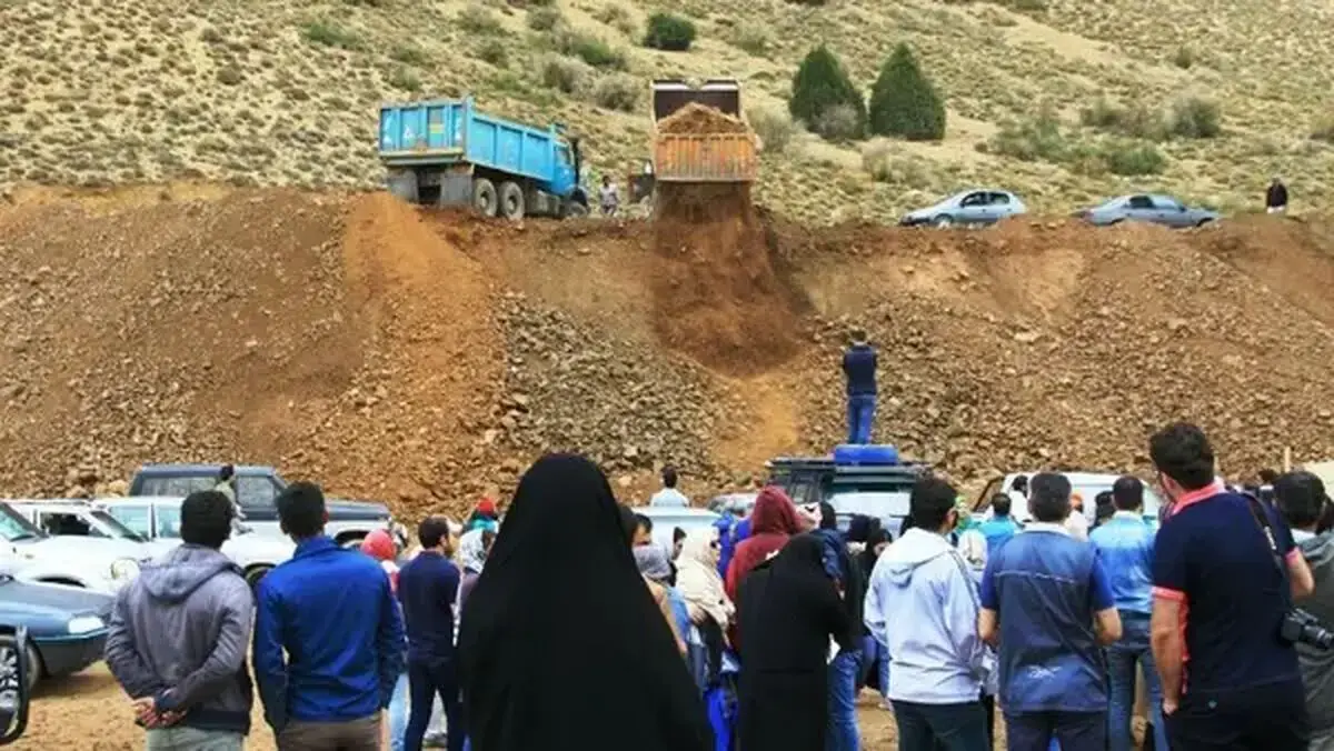 واکنش رسمی به حواشی معدن بوکسیت تاش؛ دادگستری برخورد با فعالان محیط زیست را تکذیب کرد