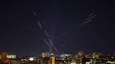  حمله گسترده پهپادی اوکراین به مسکو؛ روسیه از رهگیری ۶۳۰ پهپاد خبر داد
