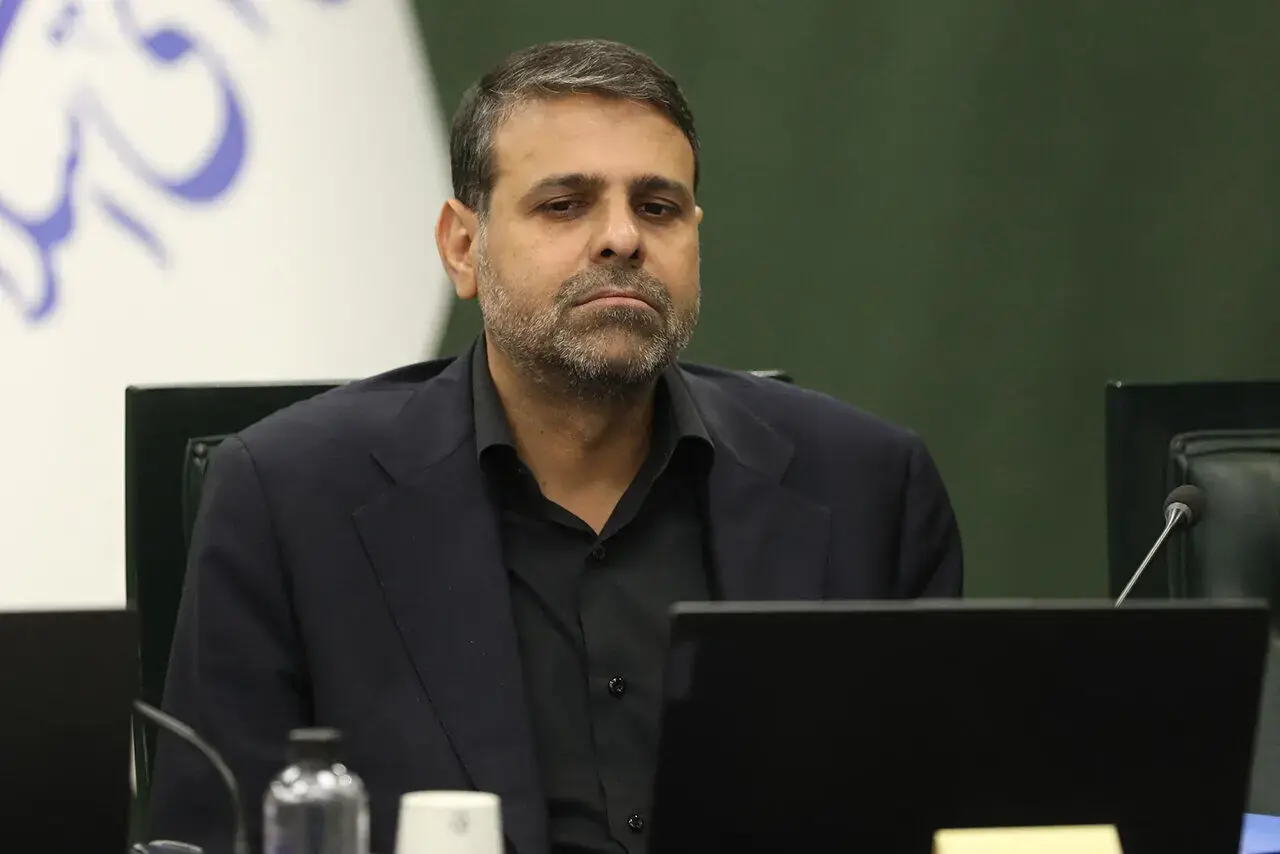 نماینده مجلس: نباید فریب تقویم انتخابات را بخوریم همانطور که گفته شد تا پایان جام جهانی حملهای نمیشود اما جنوب کشور بمباران شد