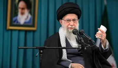  روایت رهبر شهید انقلاب از خاطره مرحوم آیت‌الله سیدجواد خامنه‌ای از رواج سخنان میرزای نائینی در مشهد+ فیلم
