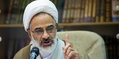  تسلط و قدرت فرماندهی رهبر انقلاب بسیاری از ما را متحیر کرده است