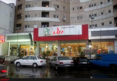  اعتراض کارکنان فروشگاه رفاه به وضعیت معیشتی/ هفتگی حقوق می‌گیریم!/ ۱۴ ماه کار بدون بیمه