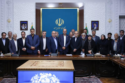 پزشکیان: عملکرد رانندگان در جنگ ۴۰ روزه جلوه‌ای از تعهد و مسئولیت‌پذیری ملی بود | آخرین خبر