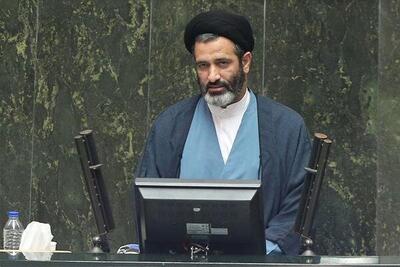  حسینی‌کیا: تورم شدید ماه‌های گذشته/ دولت برای ترمیم حقوق با قید فوریت لایحه ارائه دهد