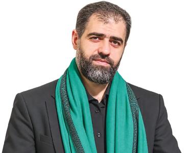  مداحان حلقه وصل مردم و میدان در شب‌های حضور هستند