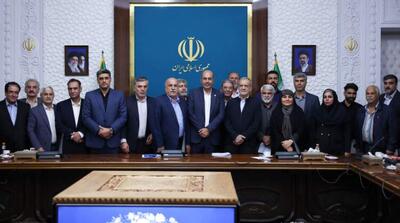 پزشکیان: عملکرد رانندگان در جنگ ۴۰روزه جلوه‌ای از تعهد و مسئولیت‌پذیری ملی بود - مردم سالاری آنلاین