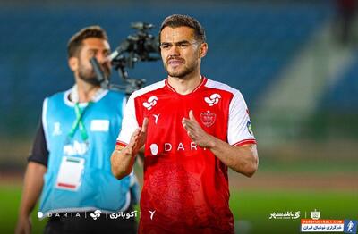  اوستون اورونوف ستاره پرسپولیس به علت مصدومیت دیدار با فولاد را از دست داد