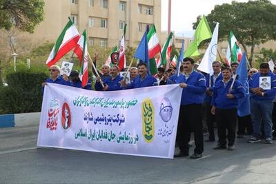  حضور کارکنان پتروشیمی شازند در رزمایش بزرگ جان فدایان ایران اسلامی