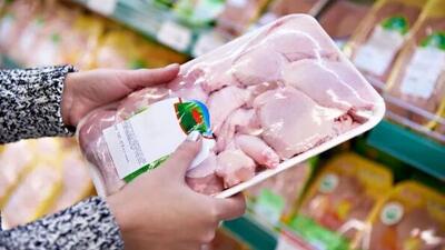  شوک قیمتی مرغ در بازار آبان ماه / گرانی دوباره افسار پاره کرد !