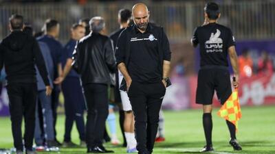  سرمربی استقلال فعلا می‌سوزد و می‌سازد!
