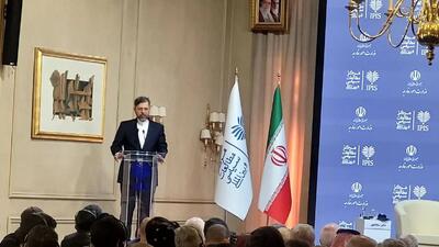  نمایش اسناد و اشیای دوران وزارت شهید خرازی گام نخست راه‌اندازی موزه تاریخی ایران است