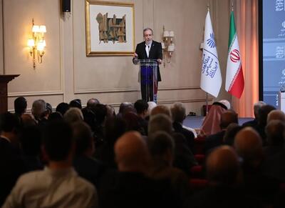  عراقچی: اداره تنگه هرمز مانند گذشته نخواهد بود