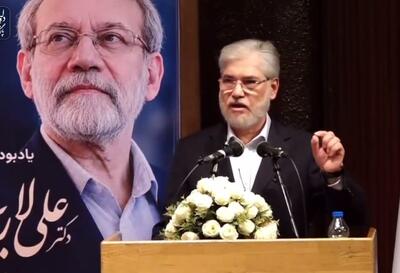  وزیر علوم: باید عقل را در سیاست وارد کرد
