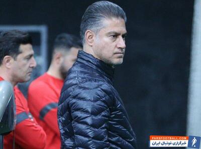  عکس ؛ اعتراض حمید مطهری در بازی پرسپولیس و فولاد به تصمیم داور