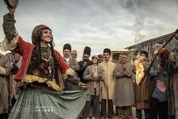  «سرخ و سیاه»؛ جایی که سیاهیِ فروبستگی با سرخیِ خشم درمی‌افتد | مجموعه رسانه ای صبا