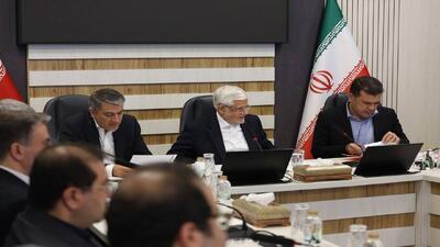  عارف: باید ظرف دو سال به جایگاه اول منطقه در فناوری‌های نوظهور برسیم