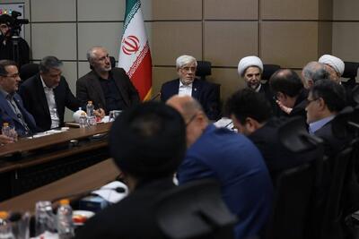  عارف: دشمن با جنگ اقتصادی سرمایه اجتماعی کشور و نظام را هدف قرار داده است