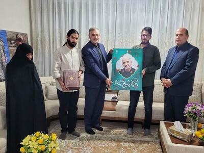  دیدار معاون بنیاد شهید با خانواده سرلشکر شهید محمد صالح اسدی