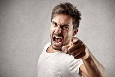  چرا برخی برای اثبات خود دیگران را نفی می کنند؟