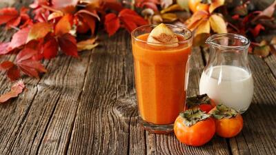  شیر خرمالو؛ یک نوشیدنی خنک پاییزی