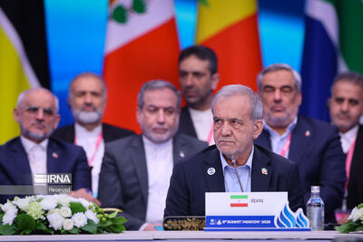  وزیرخارجه: ماجراجویی نظامی در خلیج فارس امنیت انرژی جهان را تهدید می‌کند