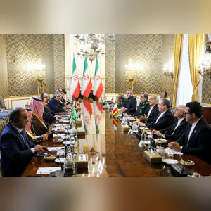 سه همسایه، یک مأموریت