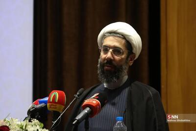  حجت‌الاسلام رستمی: رهبر شهید با صبوری، دانشجویان را برای نقش‌آفرینی در عرصه‌های مهم تربیت می‌کردند + فیلم