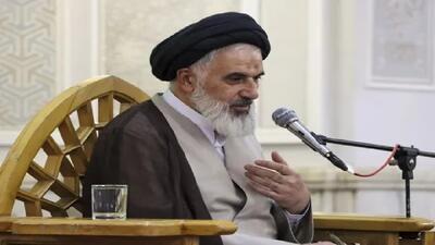  هویت جمهوری اسلامی بر پایه اندیشه ولایت شکل گرفته است