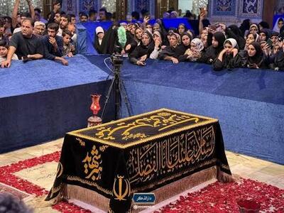  نوای لبیک سید مجتبی در جوار مزار رهبر شهید انقلاب | آخرین خبر