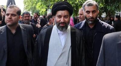  واکنش فضائلی، عضو دفتر حفظ و نشر آثار رهبر شهید به برخی ادعاها: حجت‌الاسلام سید میثم خامنه‌ای در سلامت کامل هستند