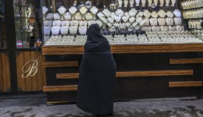  چرا با افت اونس جهانی، قیمت طلا در ایران همچنان بالاست؟ | آخرین خبر