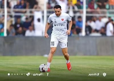  رفع مشکل مصدومیت اوستون اورونوف و آمادگی برای دیدار پرسپولیس مقابل نساجی