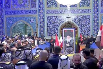  «لبیک یا خامنه‌ای» در دارالذکر؛ عهد دوباره عراقی‌ها در حرم امام رضا(ع) - تسنیم