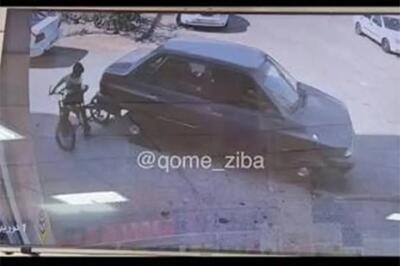  سپر پراید با دوچرخه یک بچه از جا کنده شد!