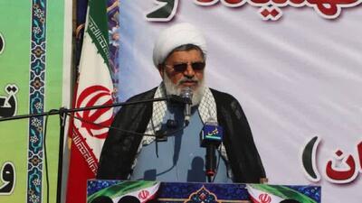  نوجوانان امروز با ادامه راه شهدا، در برابر آمریکا و اسرائیل ایستاده‌اند
