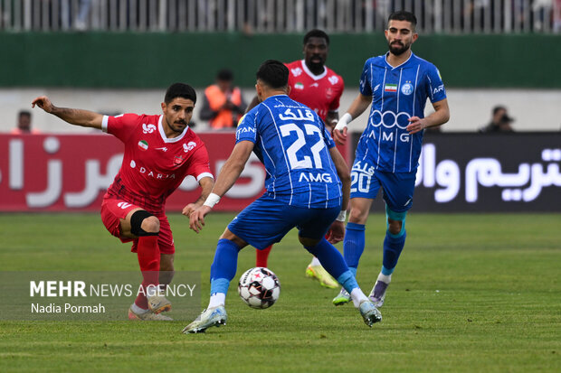 مربیان استقلال و پرسپولیس تحت تاثیر باشگاه هستند/ این بازی ارزش نداشت!