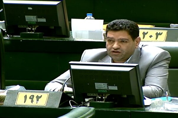 بیگدلی: وزیر جهاد کشاورزی را استیضاح کنید تا محکمتر از گذشته کار کند