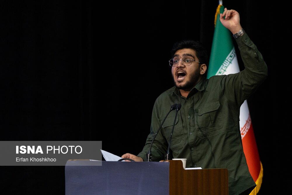 حضور پزشکیان در جمع «طعنهزنان عزیز»