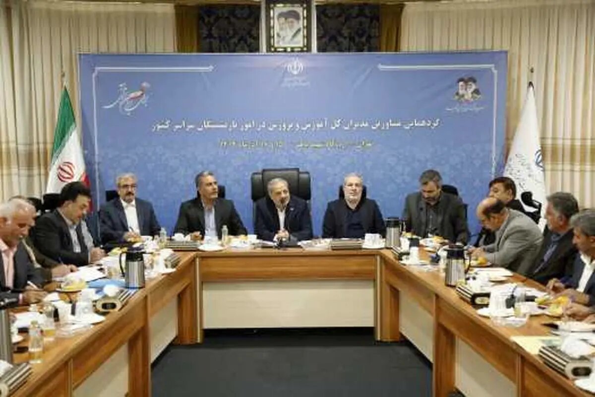 تأکید وزیر آموزش و پرورش بر استفاده نظاممند از ظرفیت ارزشمند فرهنگیان پیشکسوت