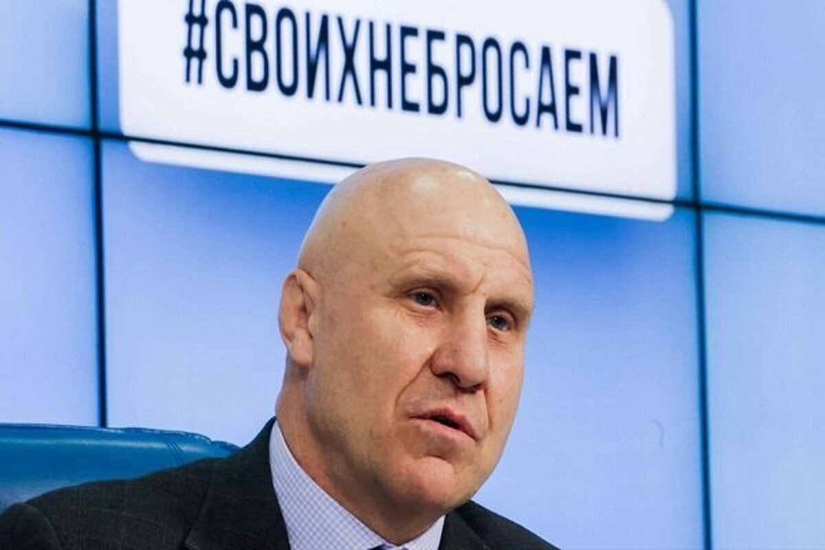 تماشاگر ویژه مرحله نهایی لیگ برتر کشتی آزاد