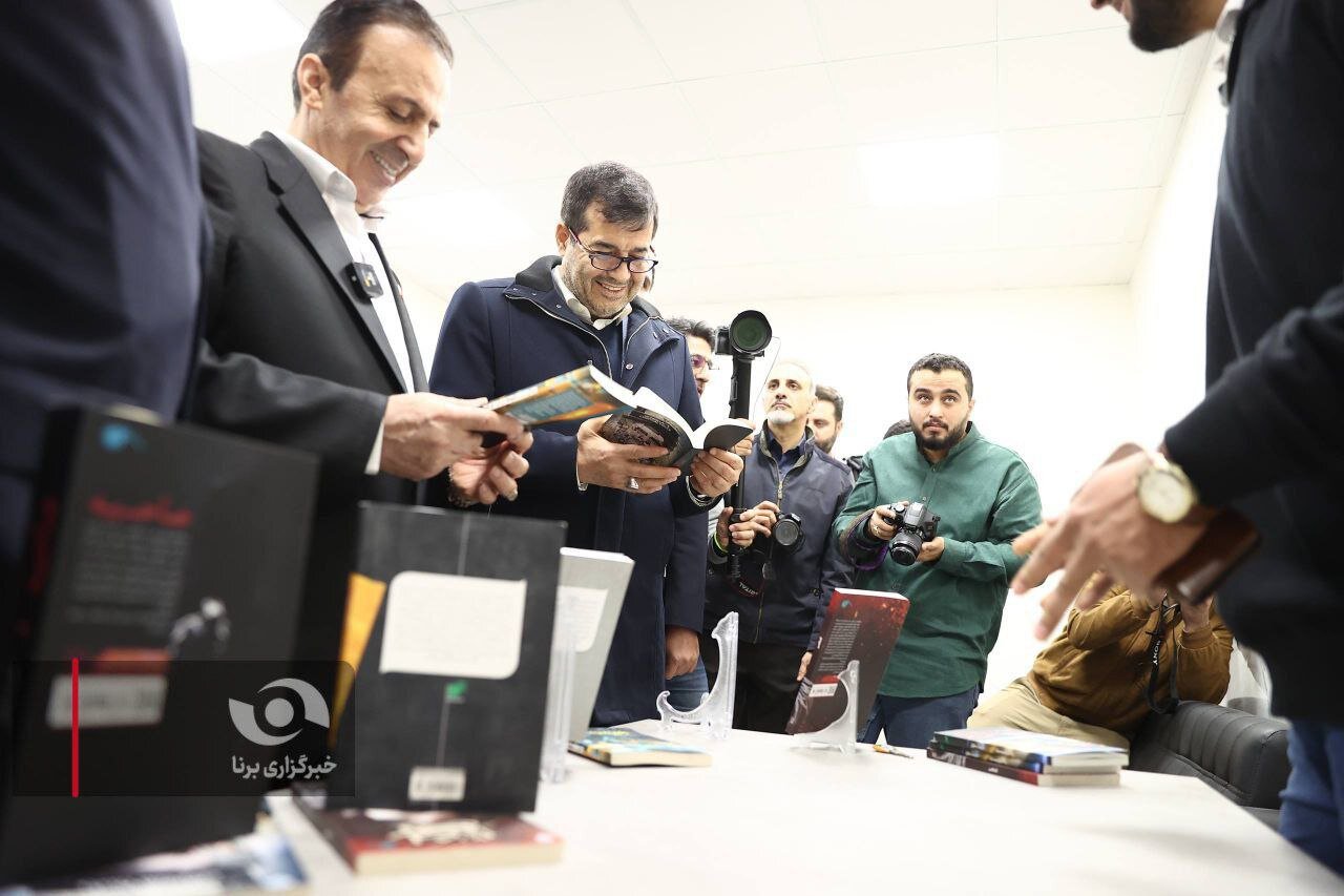 بازدید وزیر ورزش و جوانان از خانه جوان قزوین
