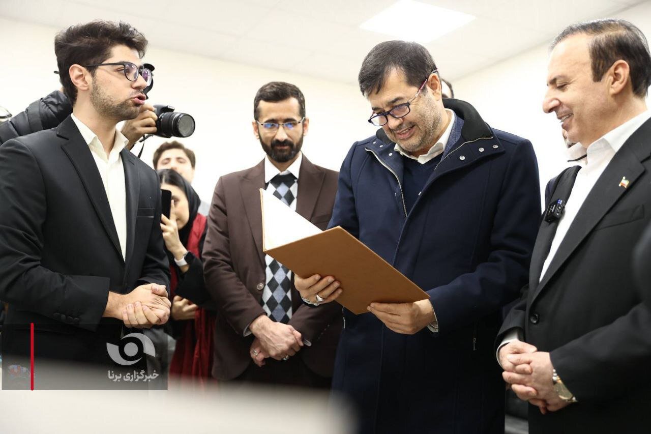بازدید وزیر ورزش و جوانان از خانه جوان قزوین