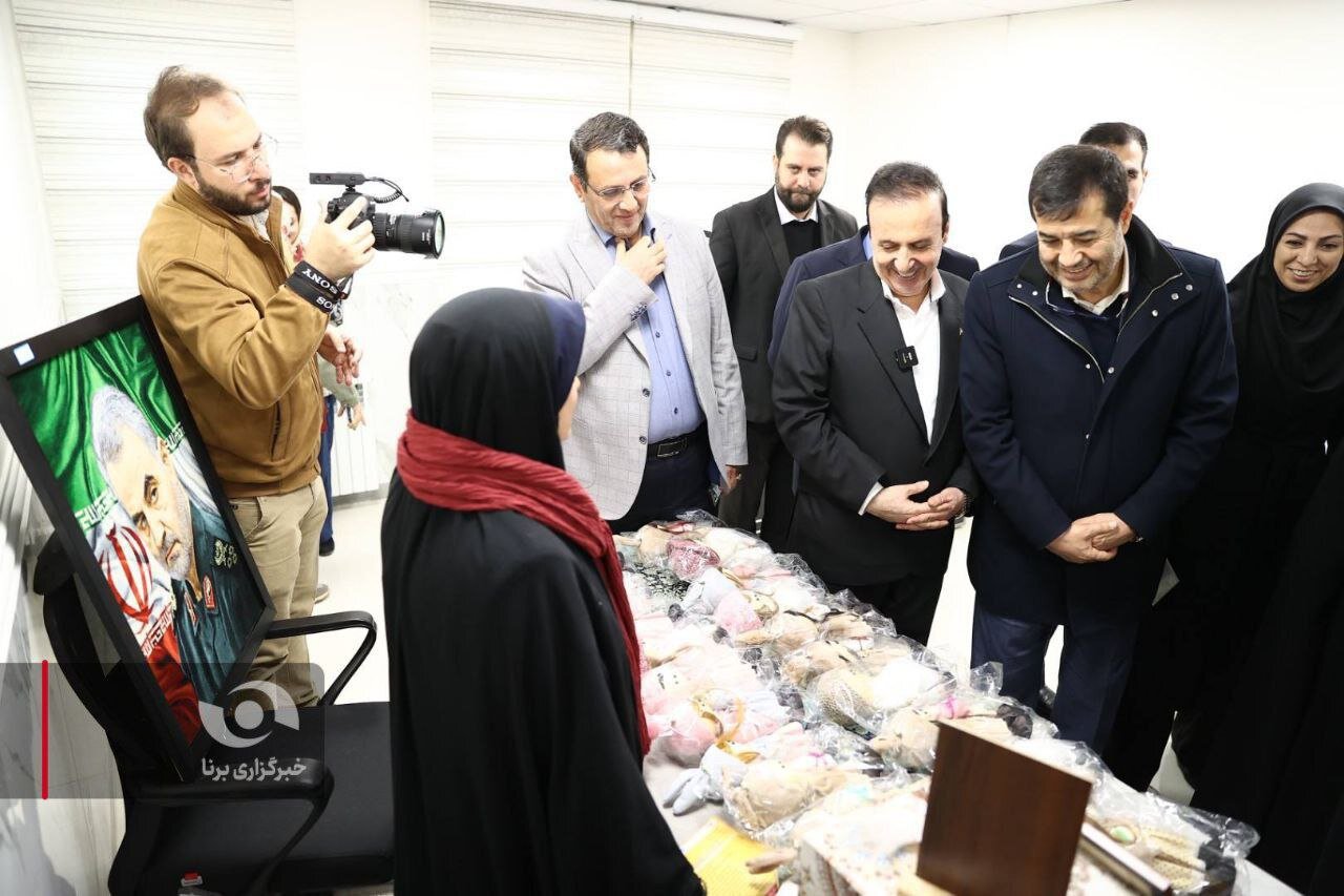 بازدید وزیر ورزش و جوانان از خانه جوان قزوین