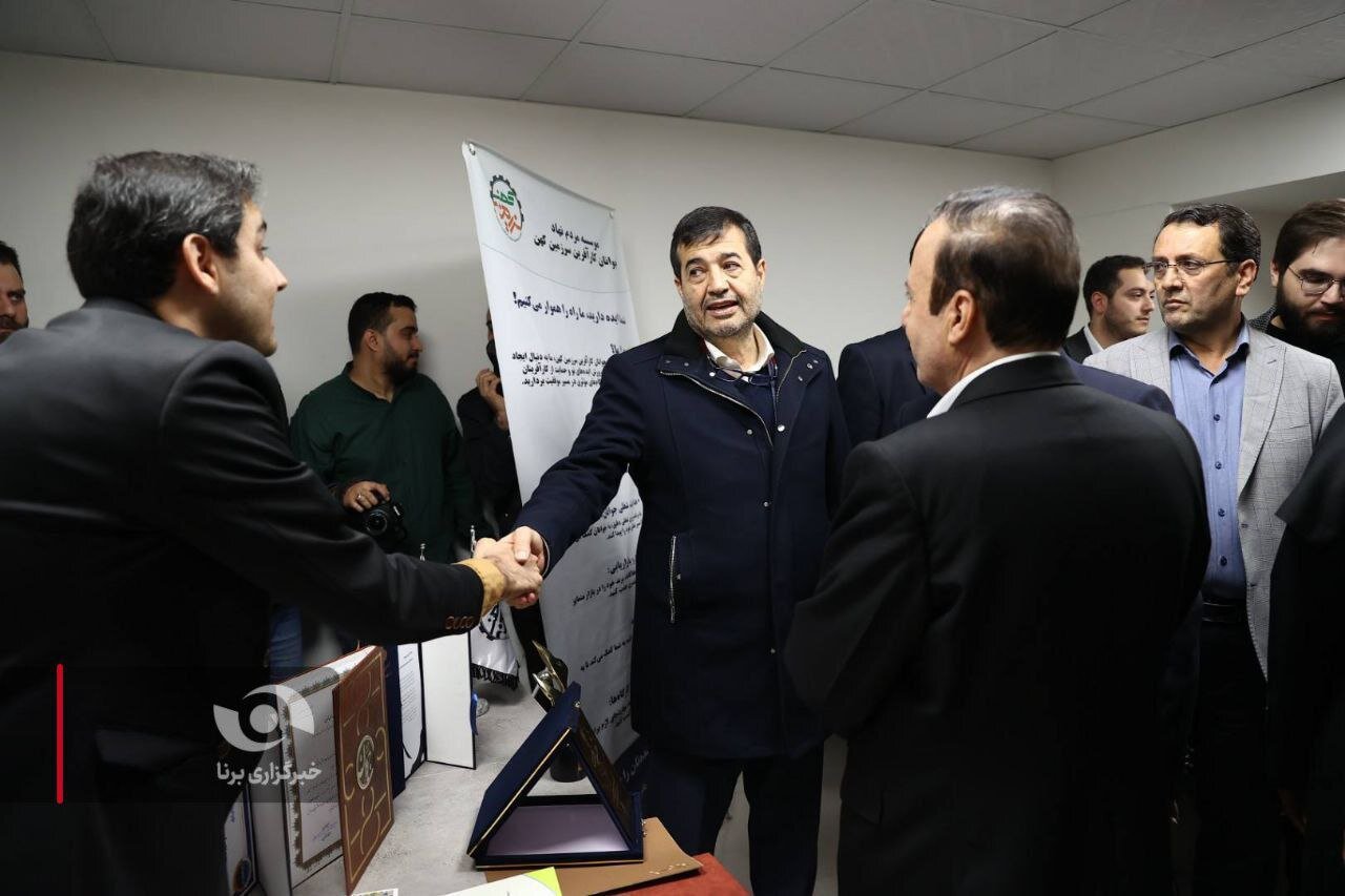 بازدید وزیر ورزش و جوانان از خانه جوان قزوین