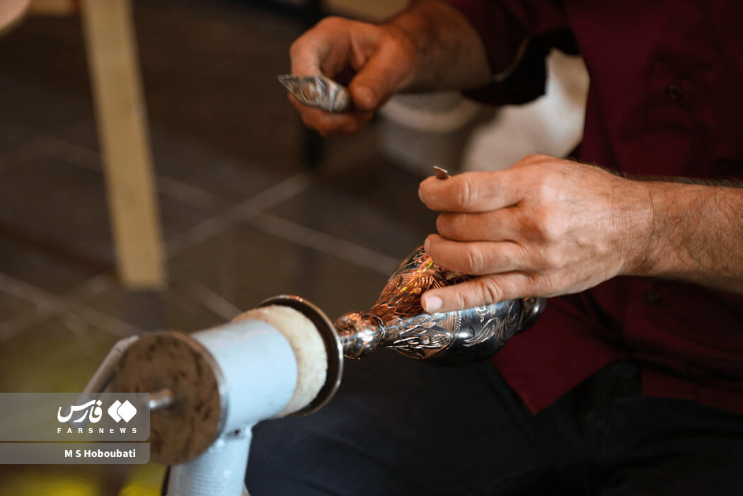 نمایشگاه صنایع‌دستی در تار و پود یزد