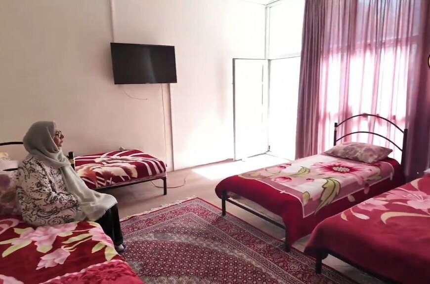 خانه دوست اینجاست | منزل این نیکوکار تهرانی در اختیار همراهان بیماران شهرستانی است