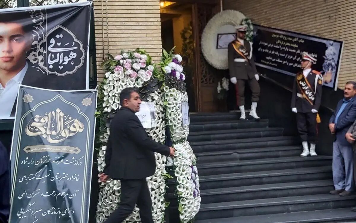 برگزاری مراسم ترحیم فرزند نماینده لردگان در تهران